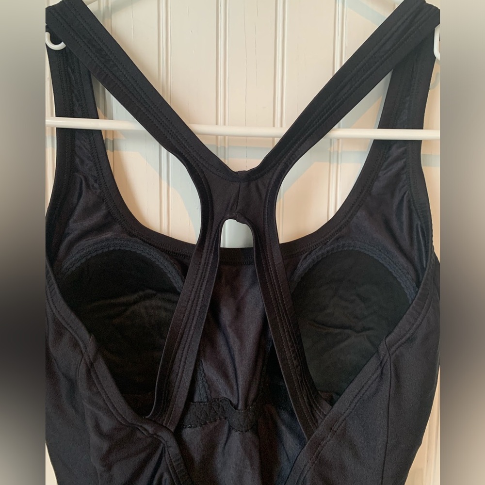 Speedo (Size 10) Black Ombré Ultraback 1 Piece Swimsuit; Bust 39; Waist 31 con’t - Picture 4 of 5